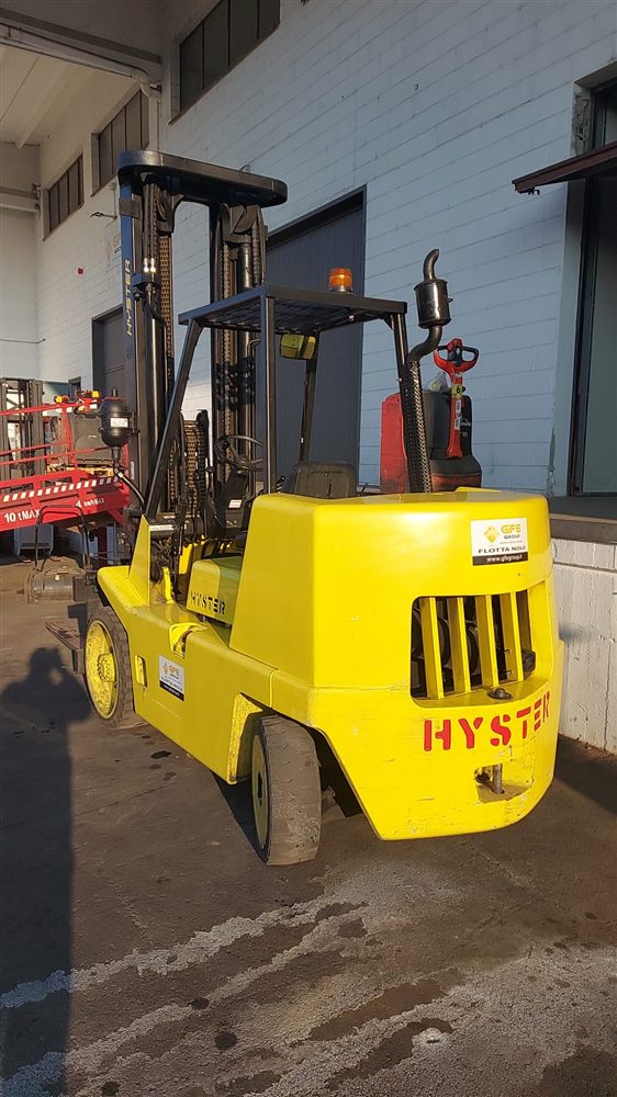 Noleggio Hyster S7.00XL a Milano