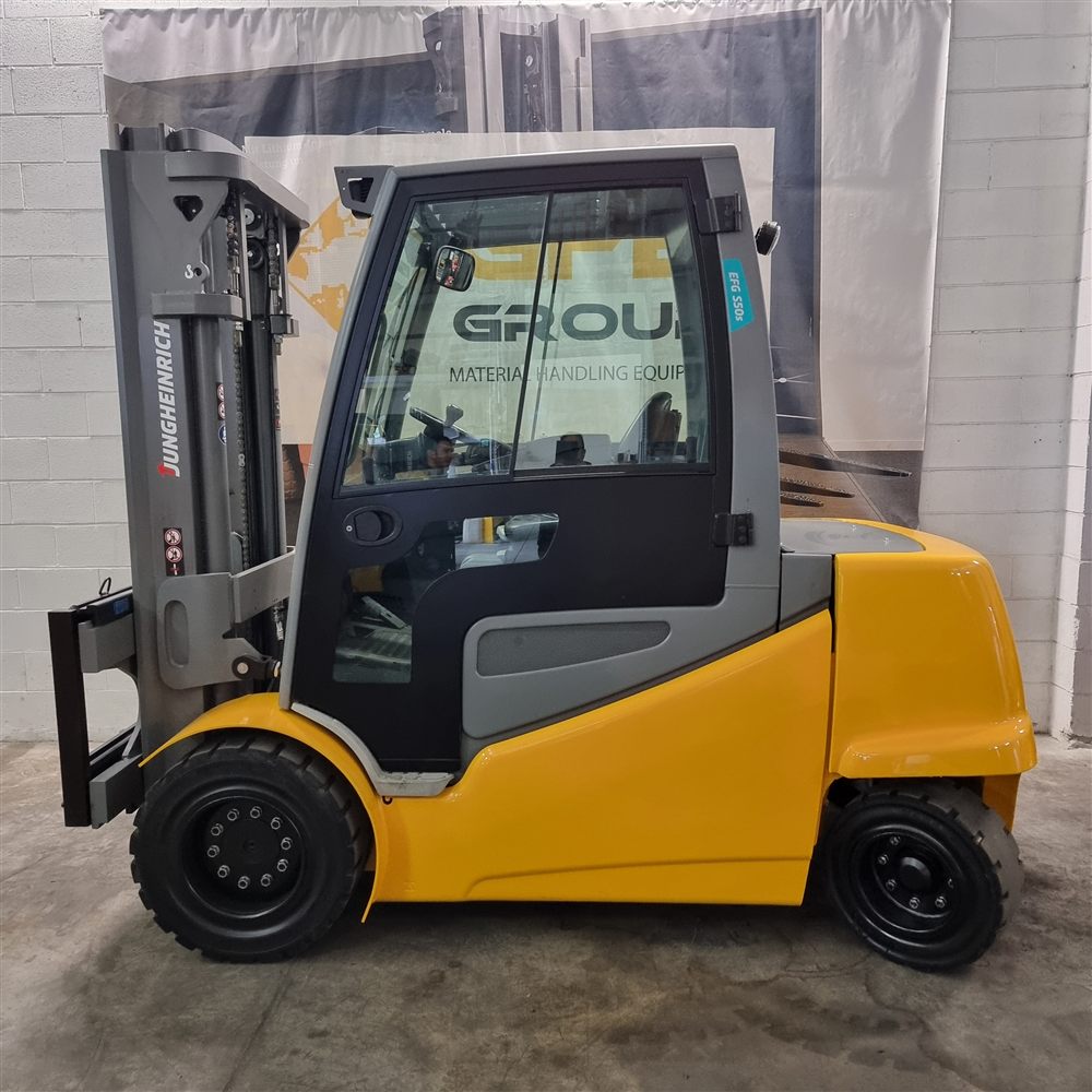 Noleggio Carrello Elevatore Frontale Elettrico 4 ruote Jungheinrich EFG S50s a Milano e provincia
