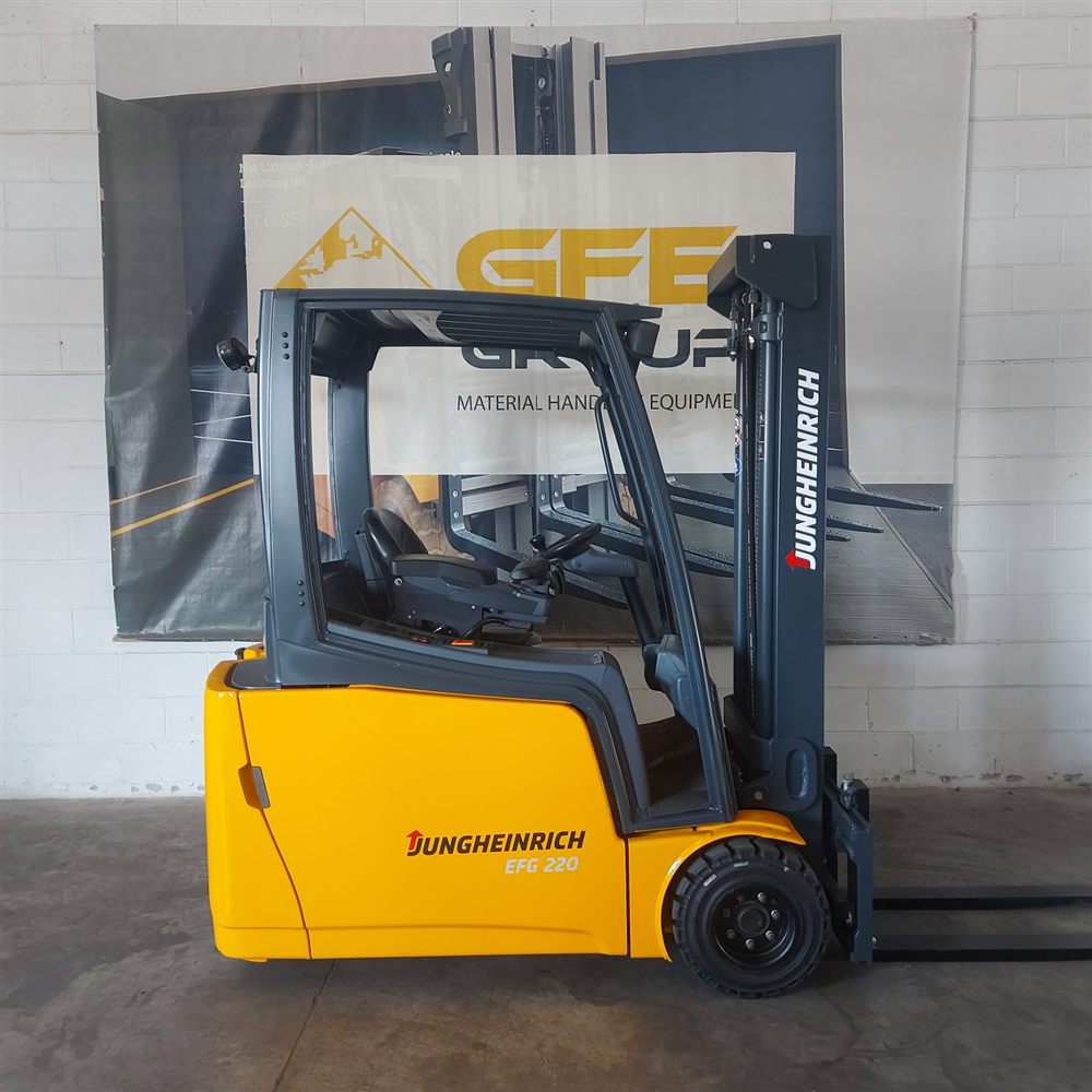 Noleggio Carrello Elevatore Frontale Elettrico 3 ruote Jungheinrich EFG 220 500DZ a Milano e provincia