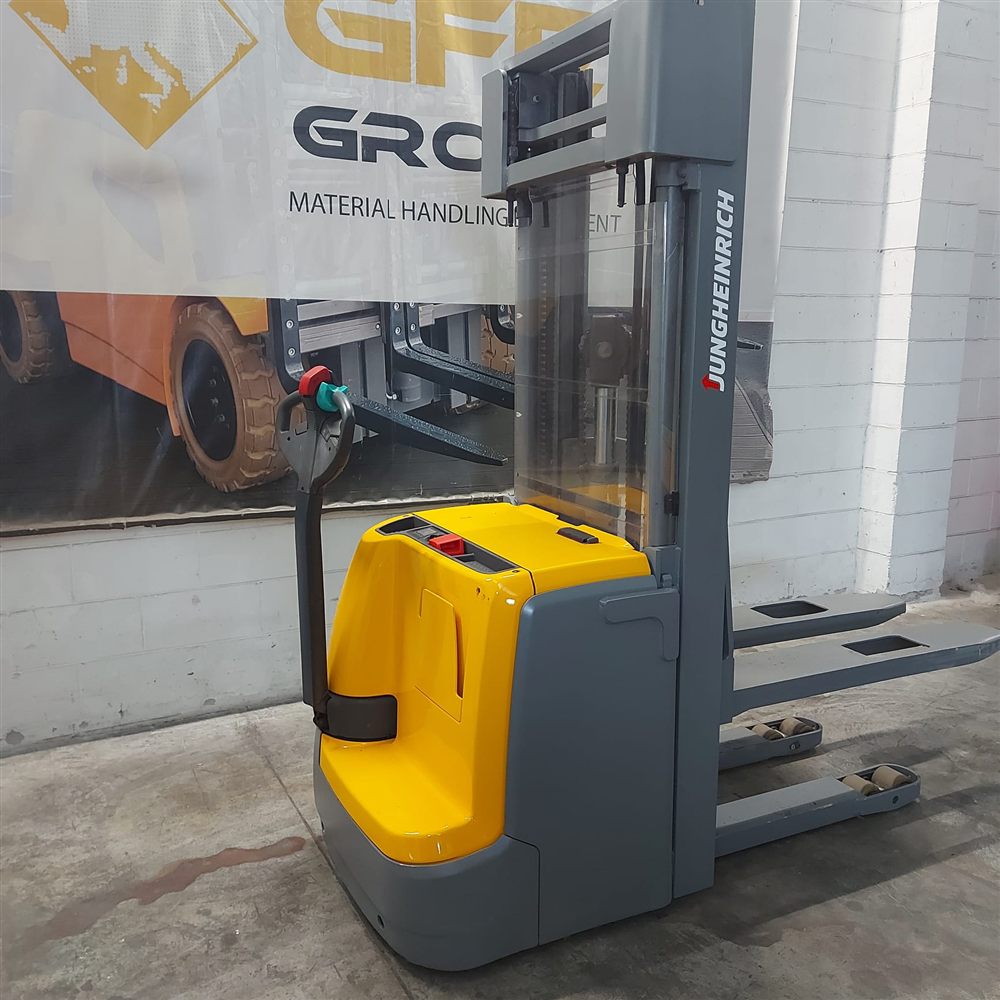 Noleggio Jungheinrich EJC 220 a Milano