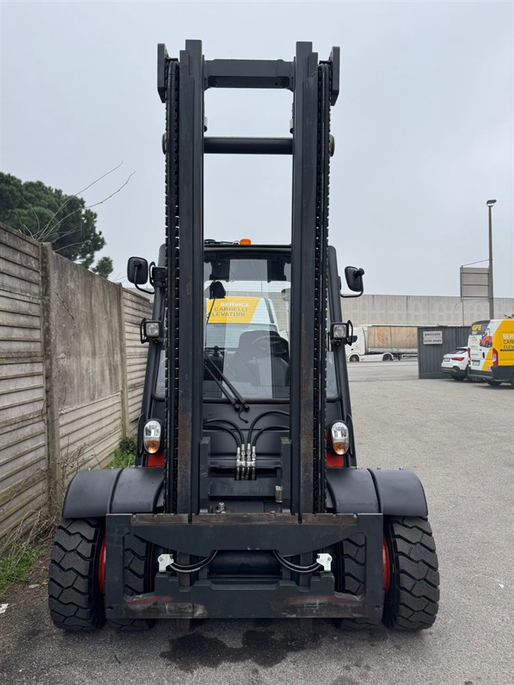 Noleggio Carrello Elevatore Frontale Diesel Linde H40D-02 a Milano e provincia